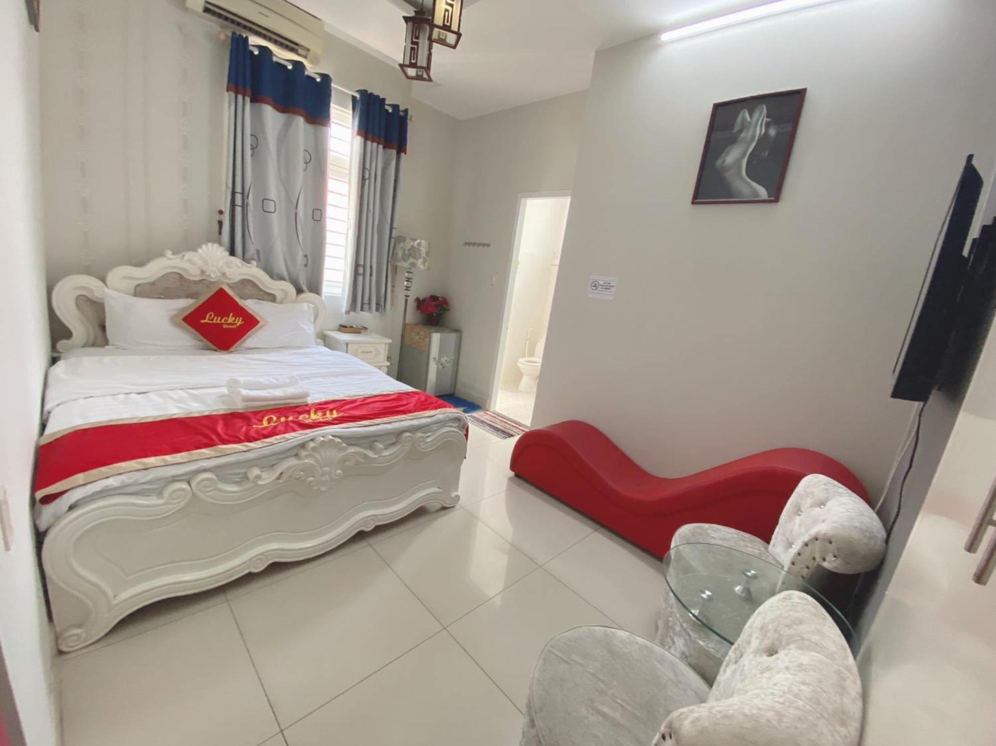 Lucky Hotel Ho Chi Minh City Exterior photo